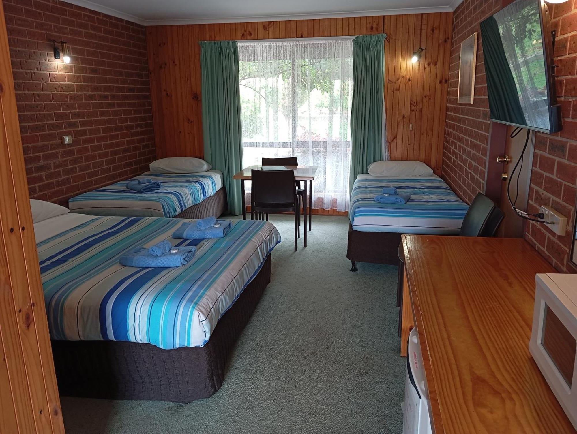 Orbost Country Road Motor Inn Exteriör bild