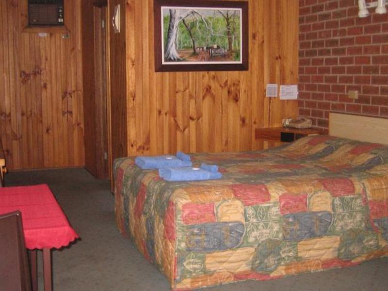 Orbost Country Road Motor Inn Exteriör bild